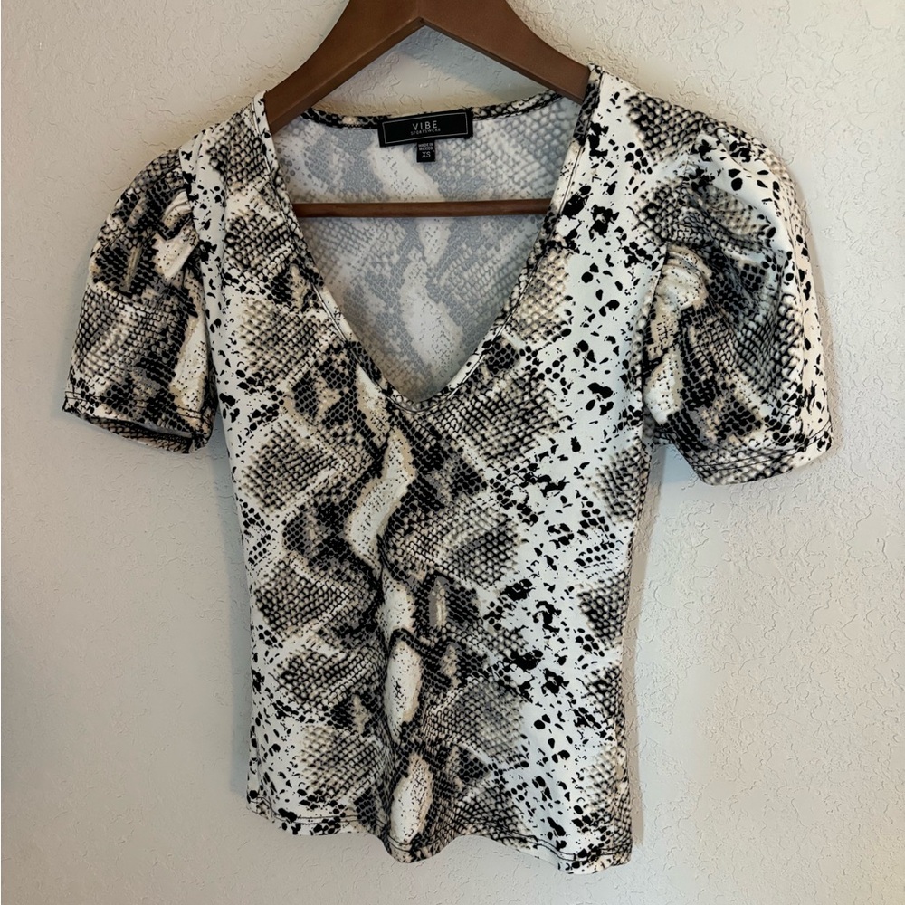 Snakeskin print top